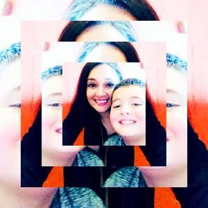 Meet your Posher, Ozlem